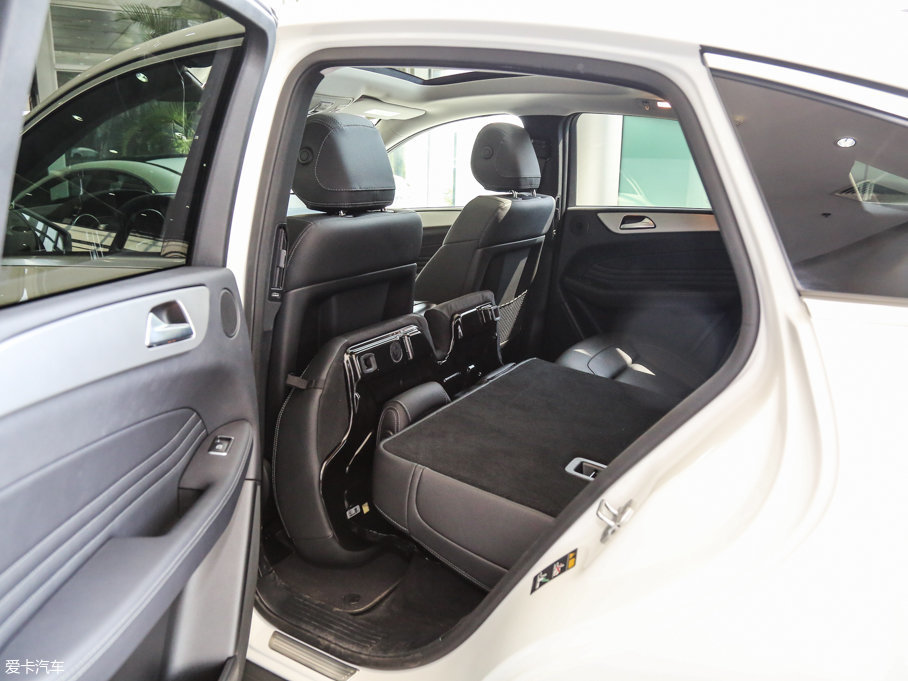 2017YGLECoupe GLE 400 4MATIC