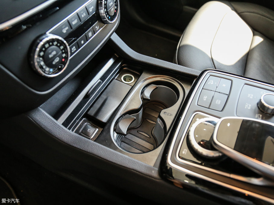 2017YGLECoupe GLE 400 4MATIC