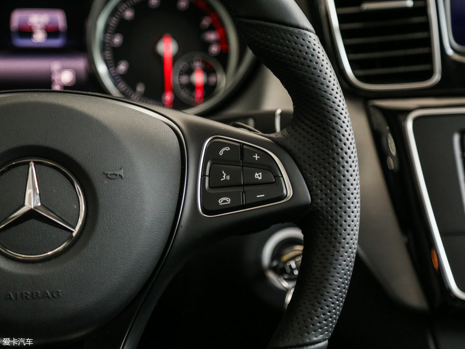 2017YGLECoupe GLE 400 4MATIC