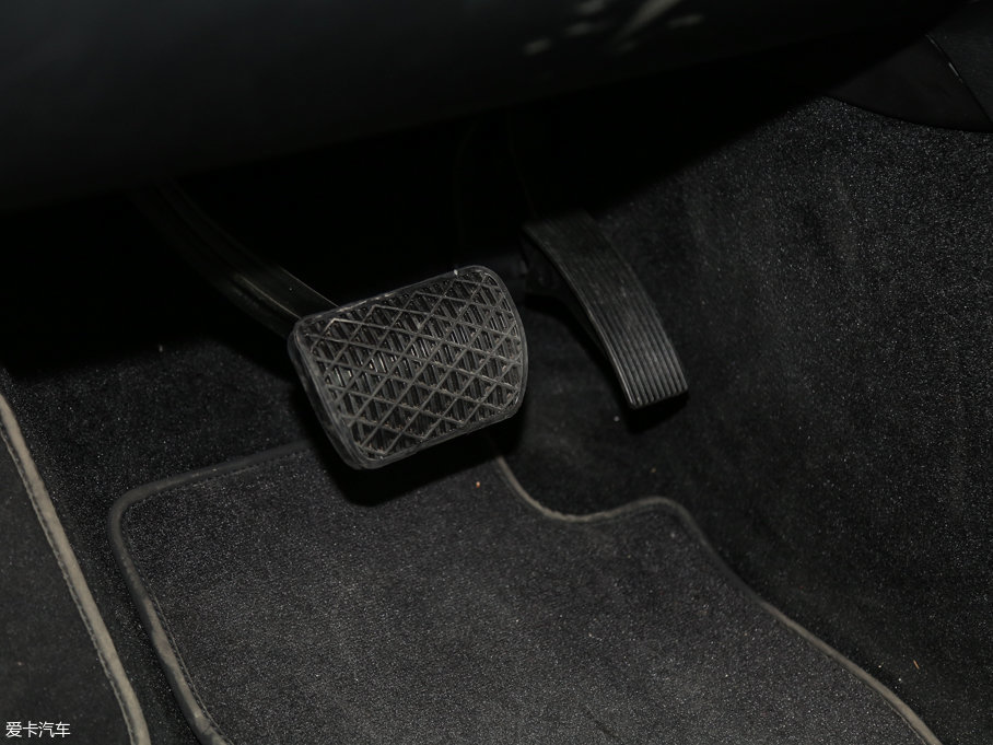 2017YGLECoupe GLE 400 4MATIC