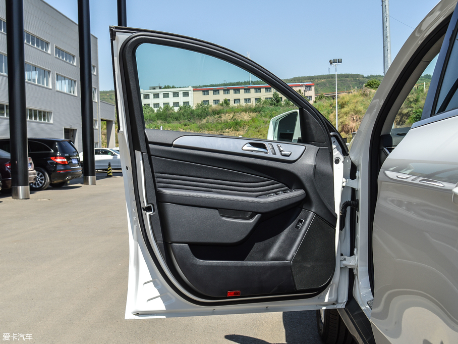 2017YGLECoupe GLE 320 4MATIC