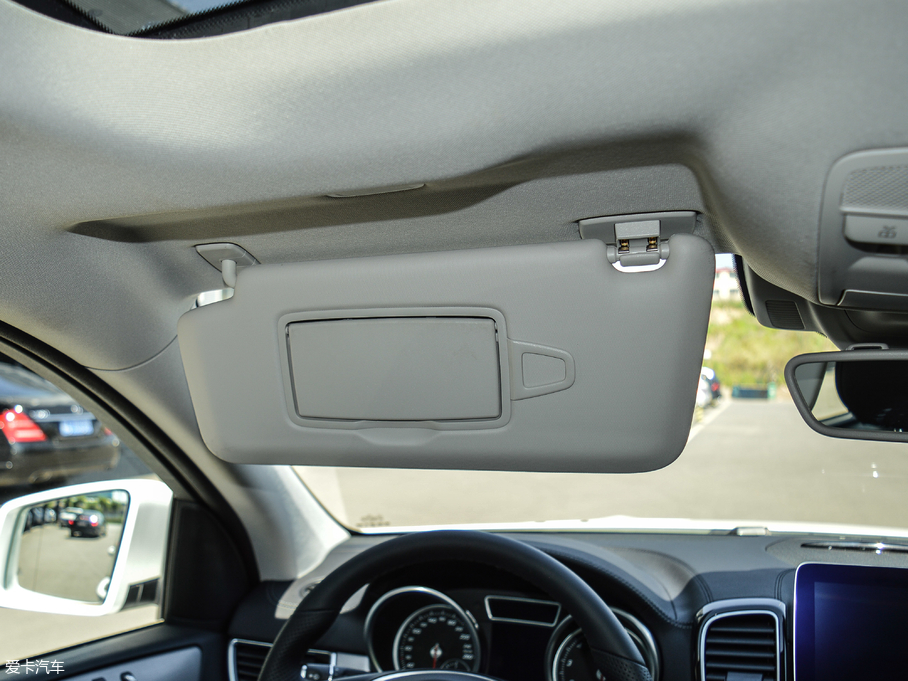 2017YGLECoupe GLE 320 4MATIC