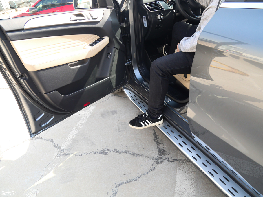 2017YGLECoupe GLE 400 4MATIC