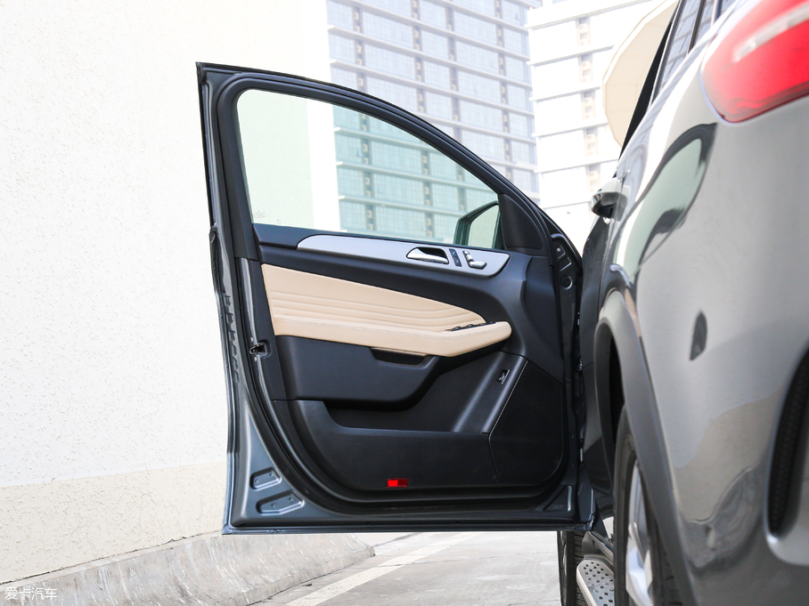 2017YGLECoupe GLE 400 4MATIC