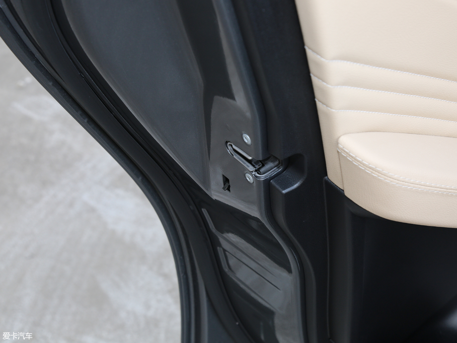 2017YGLECoupe GLE 400 4MATIC