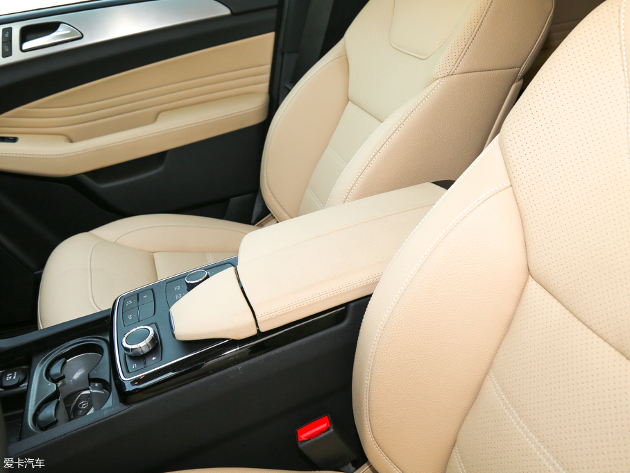 2017YGLECoupe GLE 400 4MATIC