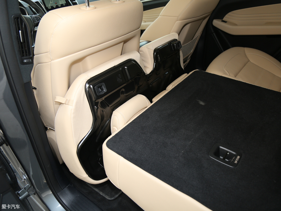 2017YGLECoupe GLE 400 4MATIC