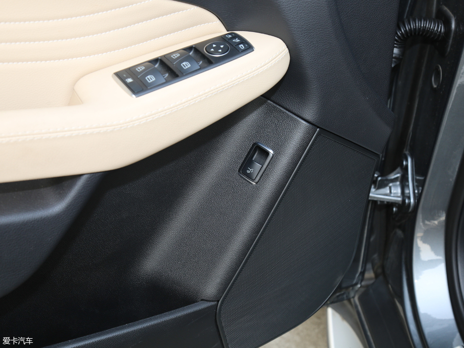 2017YGLECoupe GLE 400 4MATIC