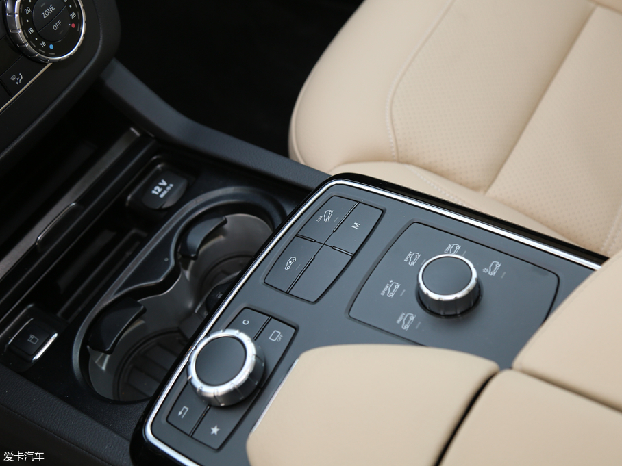 2017YGLECoupe GLE 400 4MATIC