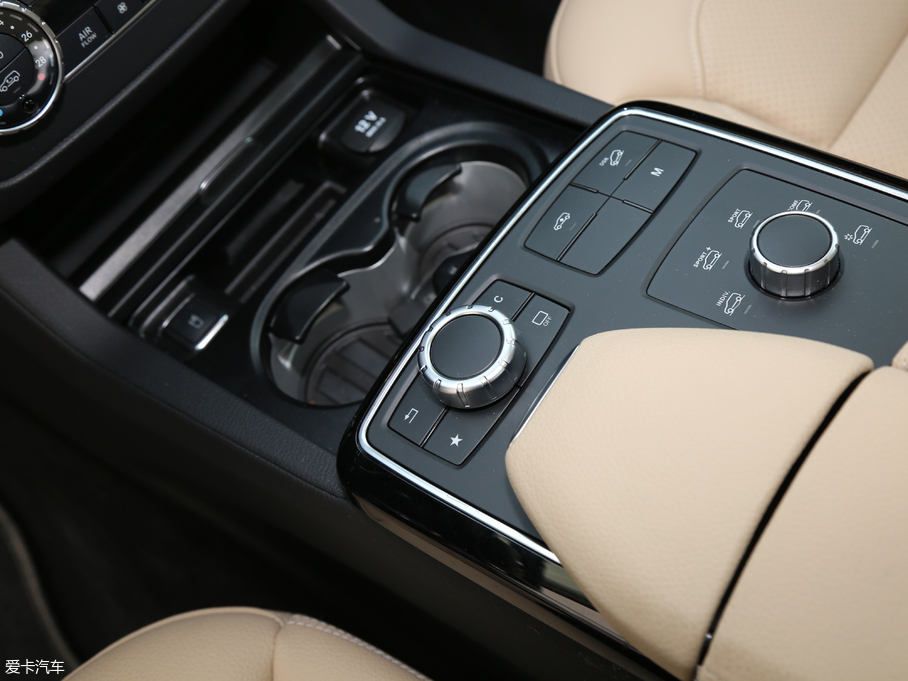 2017YGLECoupe GLE 400 4MATIC