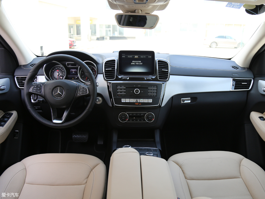 2017YGLECoupe GLE 400 4MATIC