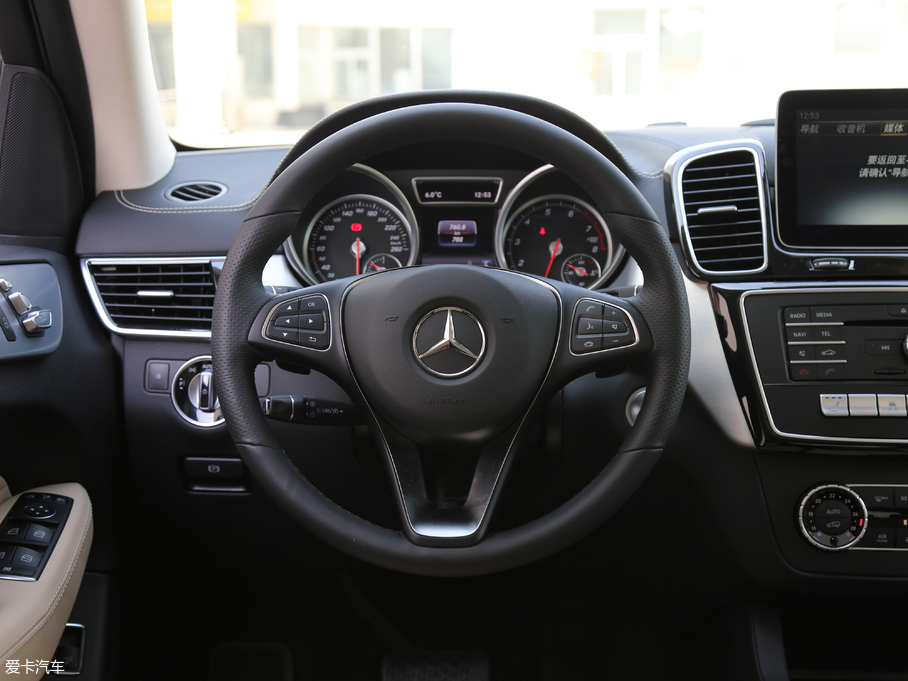 2017YGLECoupe GLE 400 4MATIC