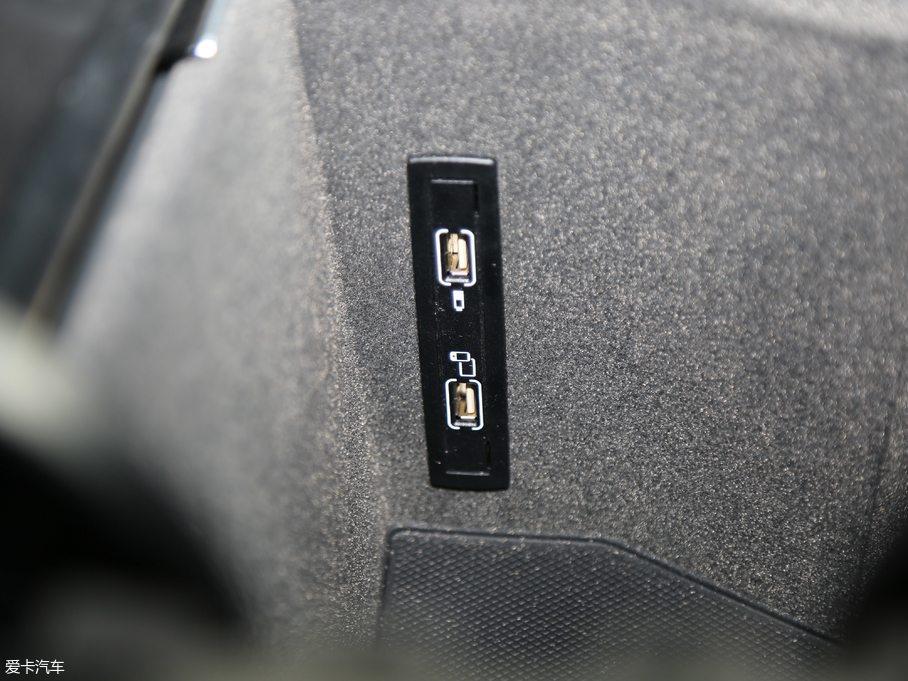 2017YGLECoupe GLE 400 4MATIC