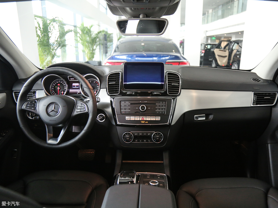 2017YGLECoupe GLE 400 4MATIC