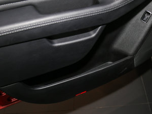 2017GLE 320 4MATIC ǰTg