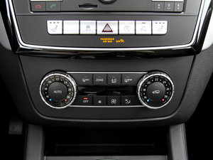 2017GLE 320 4MATIC п؅^