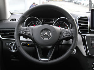 2017GLE 320 4MATIC п؅^