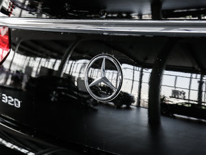 2017GLE 320 4MATIC ^