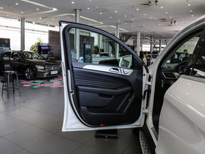 2017GLE 400 4MATIC {λ܇T