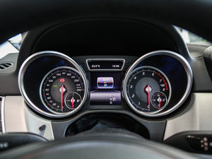 2017GLE 400 4MATIC x