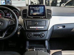 2017GLE 400 4MATIC п_