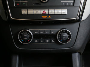 2017GLE 400 4MATIC {{