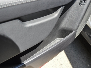 2017GLE 320 4MATIC ǰTg