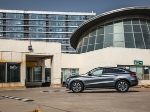 2017GLE 400 4MATIC w^