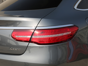 2017GLE 400 4MATIC ^