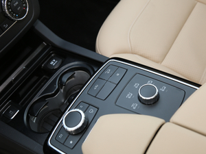 2017GLE 400 4MATIC п؅^