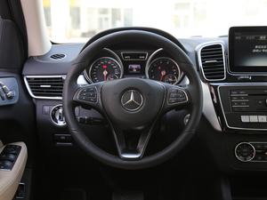 2017GLE 400 4MATIC P