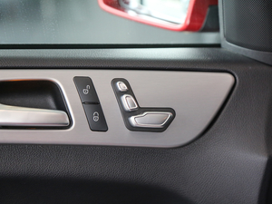 2017GLE 400 4MATIC {{