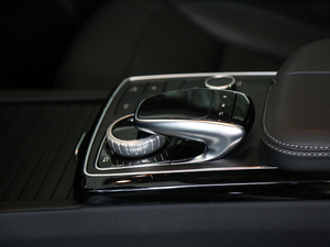 2017GLE 400 4MATIC п؅^