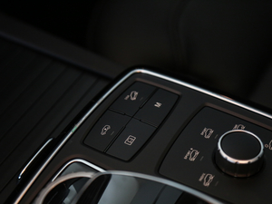 2017GLE 400 4MATIC п؅^