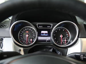 2017GLE 400 4MATIC x