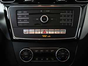 2017GLE 400 4MATIC п؅^