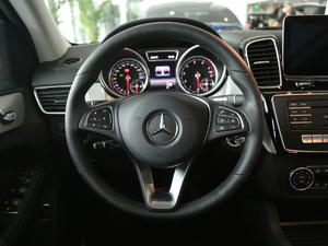 2017GLE 400 4MATIC P