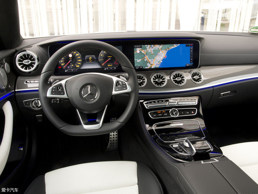 2017��YE���p�T E 400 4MATIC Coupe