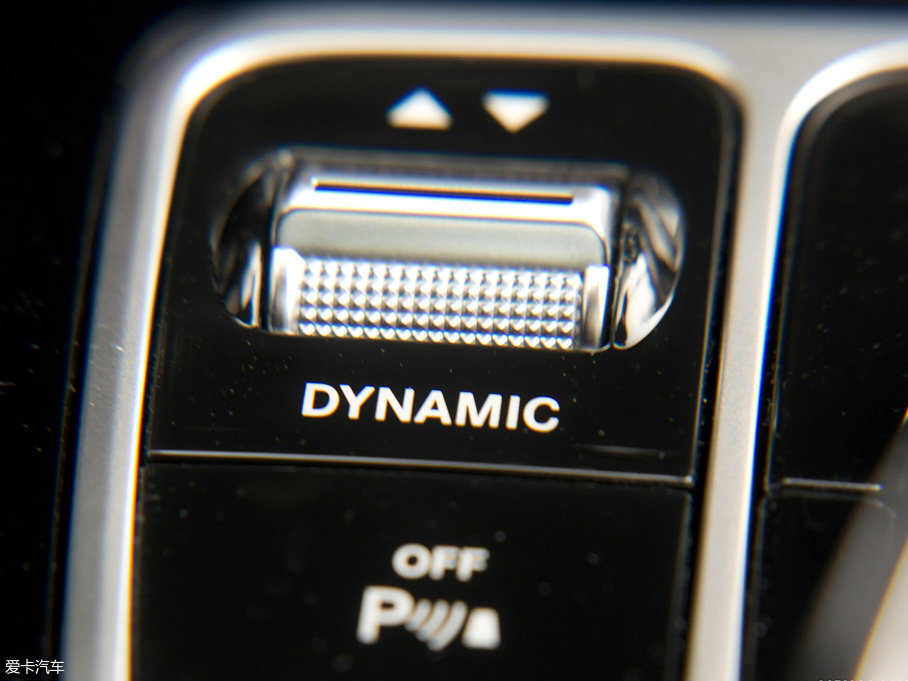 2017��YE���p�T E 400 4MATIC Coupe