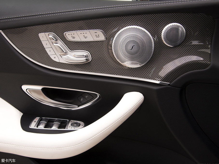 2017��YE���p�T E 400 4MATIC Coupe