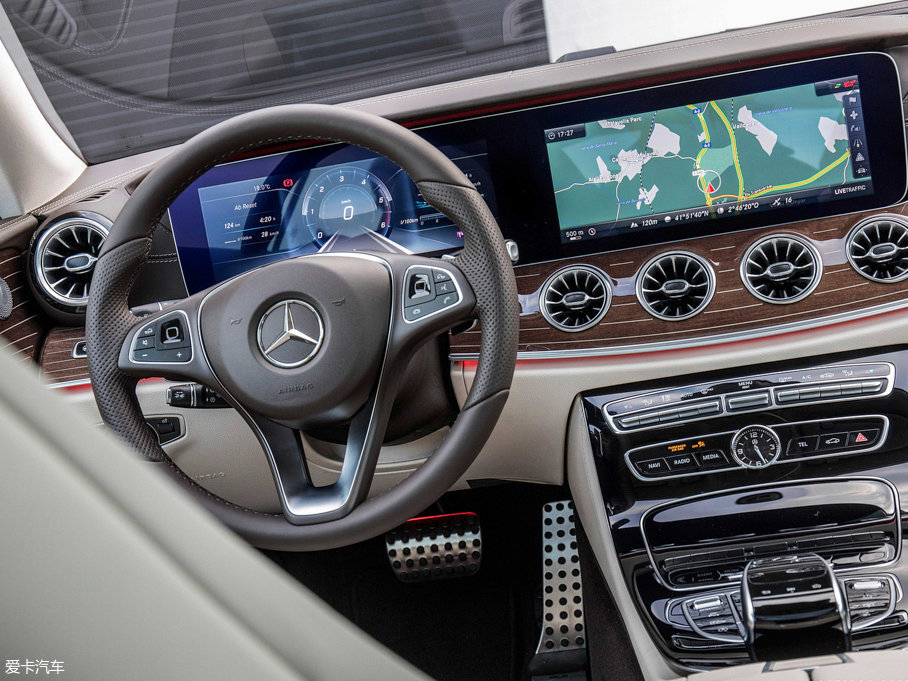 2017��YE���p�T E 400 4MATIC Coupe