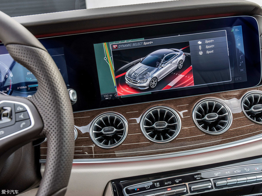 2017��YE���p�T E 400 4MATIC Coupe