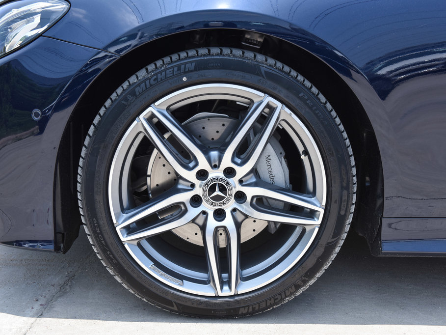 2017��YE���p�T E 200 Coupe 4MATIC