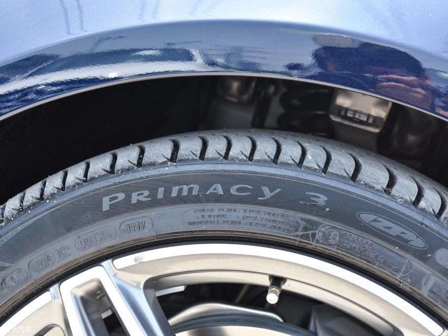 2017��YE���p�T E 200 Coupe 4MATIC