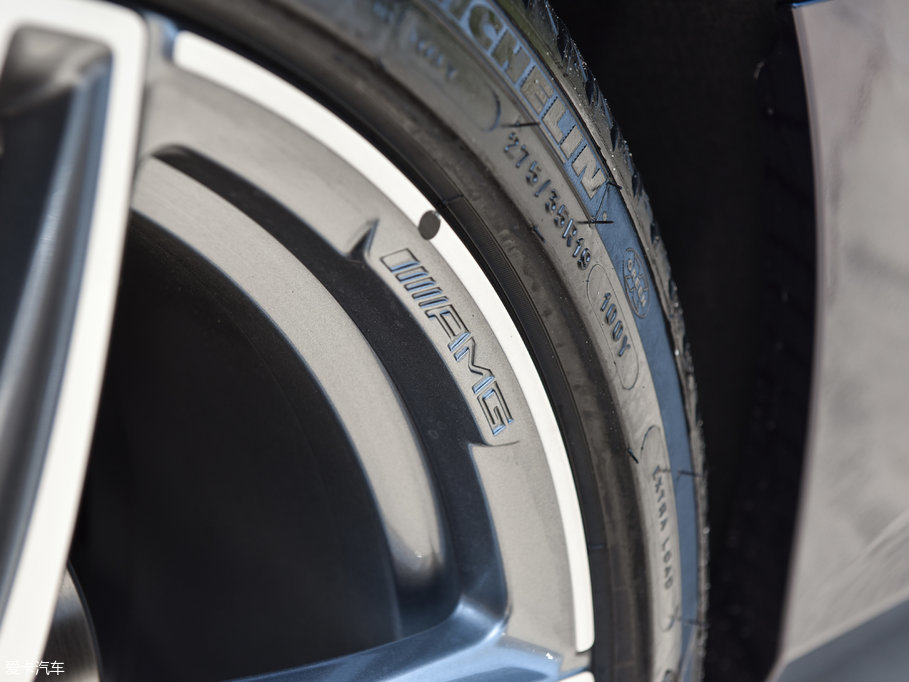 2017��YE���p�T E 200 Coupe 4MATIC