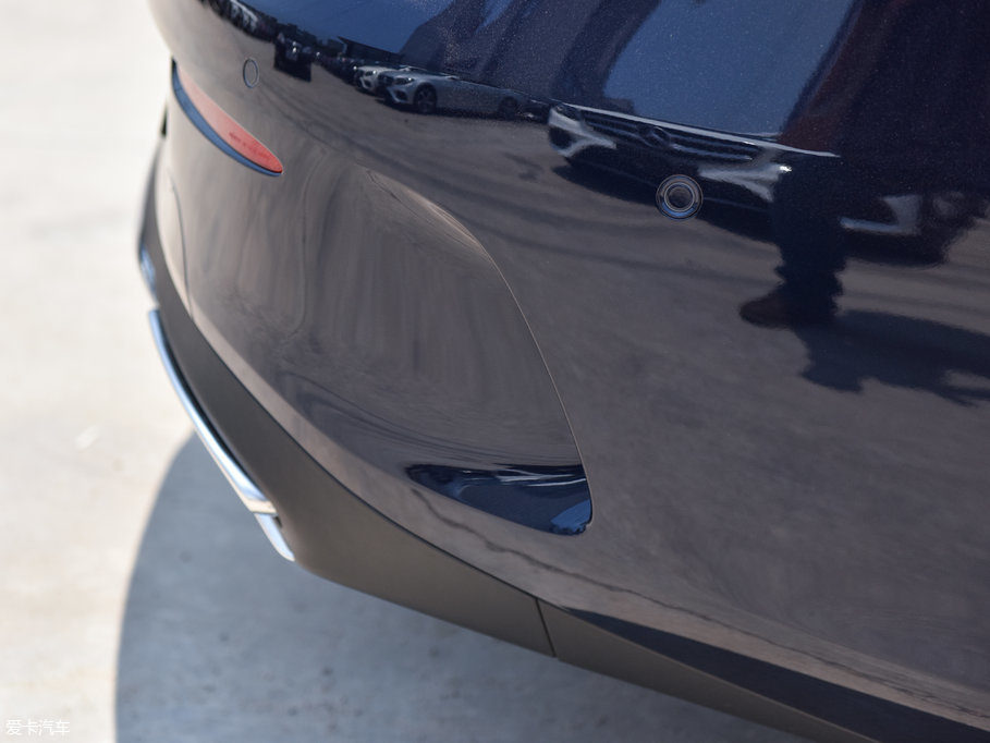 2017��YE���p�T E 200 Coupe 4MATIC