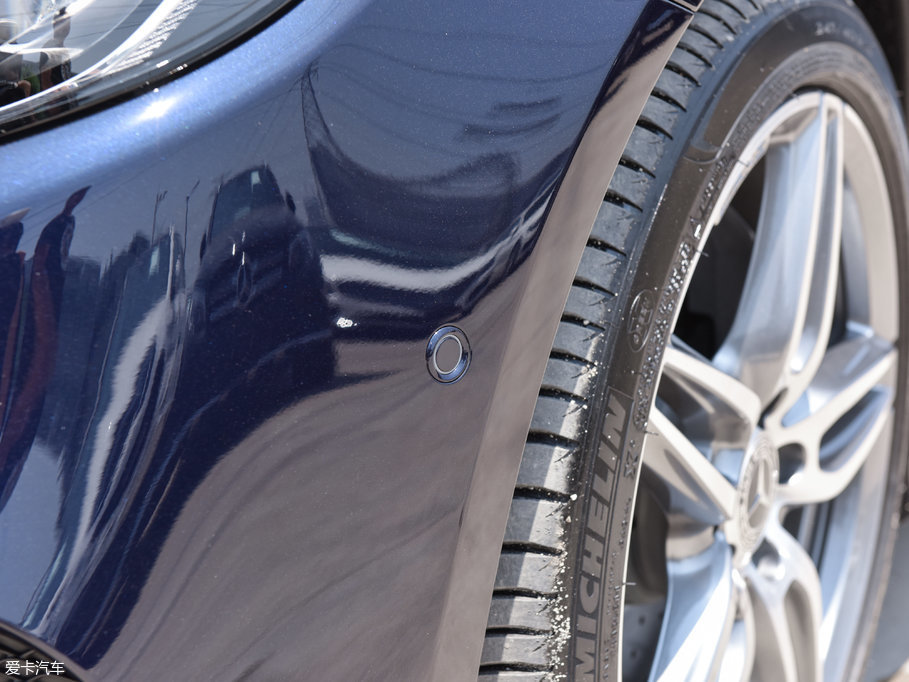 2017��YE���p�T E 200 Coupe 4MATIC