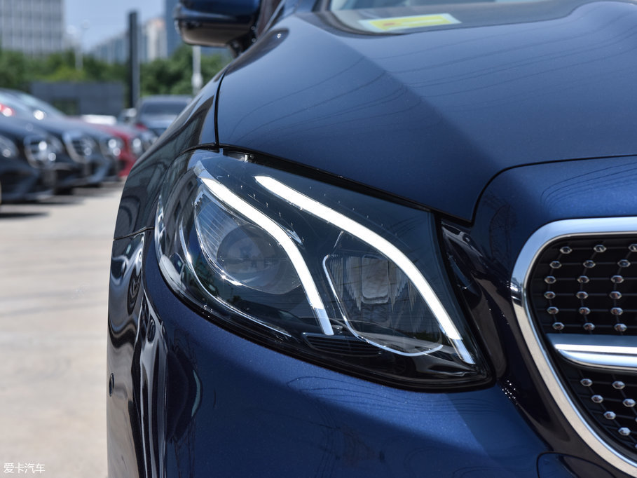 2017��YE��(j��)�p�T E 200 Coupe 4MATIC