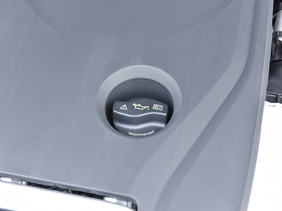 2017��YE���p�T E 200 Coupe 4MATIC