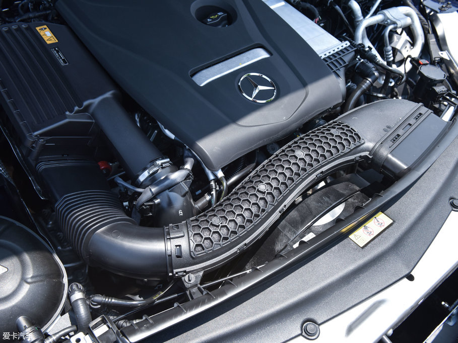 2017��YE���p�T E 200 Coupe 4MATIC